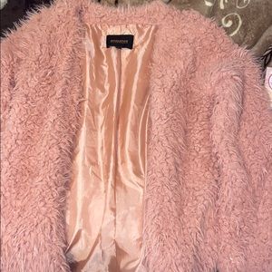 I am selling a light pink coat from fashion nova
